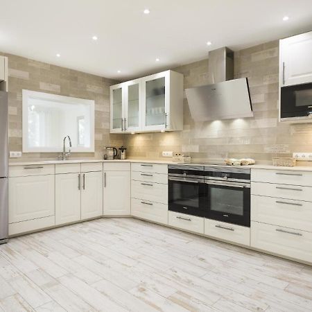 Sitges Spaces Mediterranean Apartments 5 Bedrooms, 4 Bathrooms, 75M2 Terrace, Centre Sitges- Sleeps 11 Luaran gambar