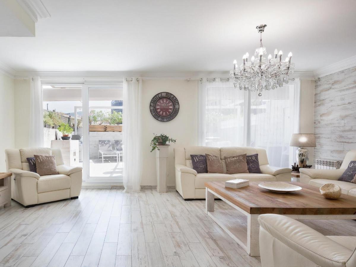 Sitges Spaces Mediterranean Apartments 5 Bedrooms, 4 Bathrooms, 75M2 Terrace, Centre Sitges- Sleeps 11 Luaran gambar